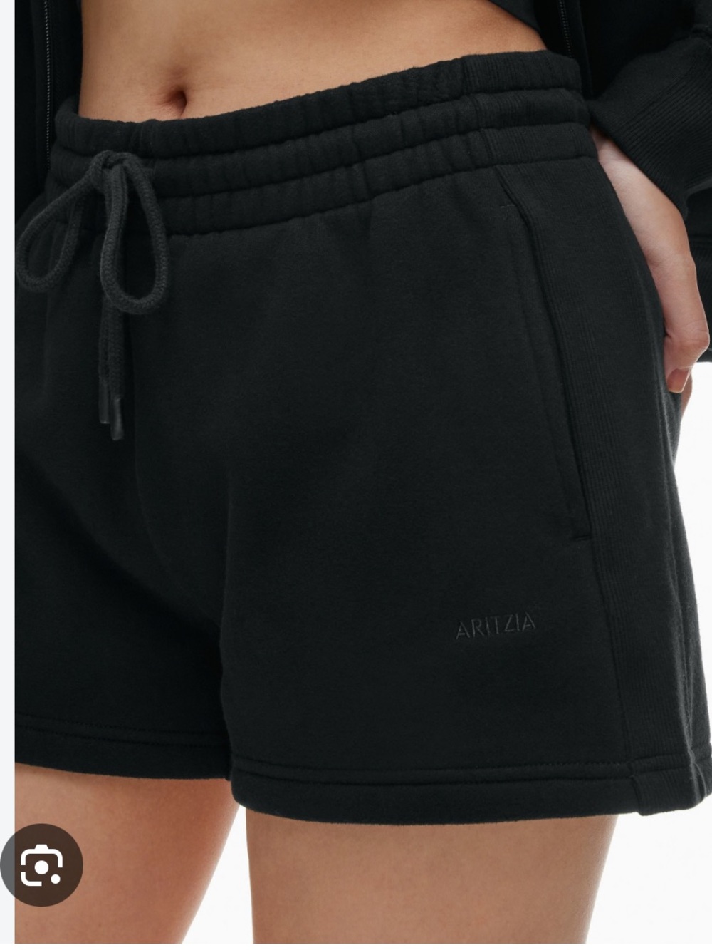Aritzia boyfriend cozyfleece shorts